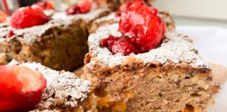 Κέικ με Μανταρίνι και Κόκκινα Φρούτα